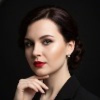 Леся Романова